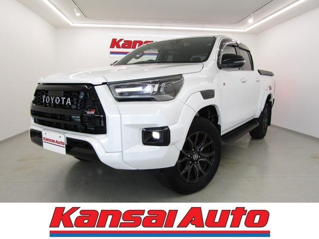 Toyota HILUX 2024 — фото автомобиля 1