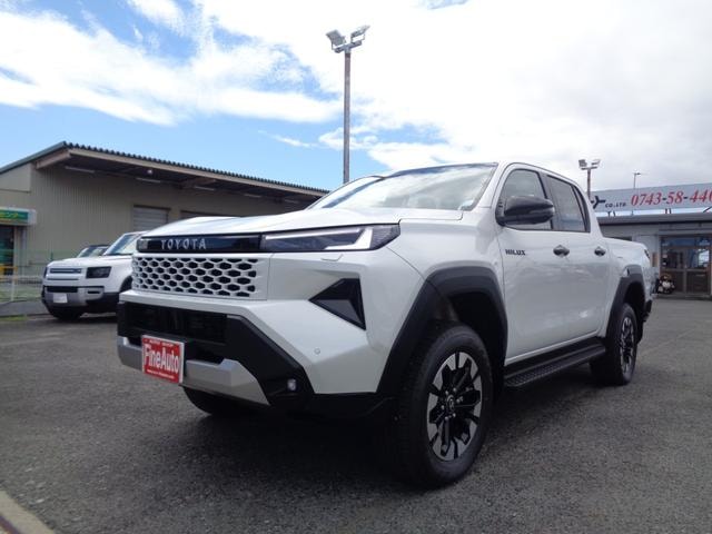 Toyota HILUX 2026 — фото автомобиля 1