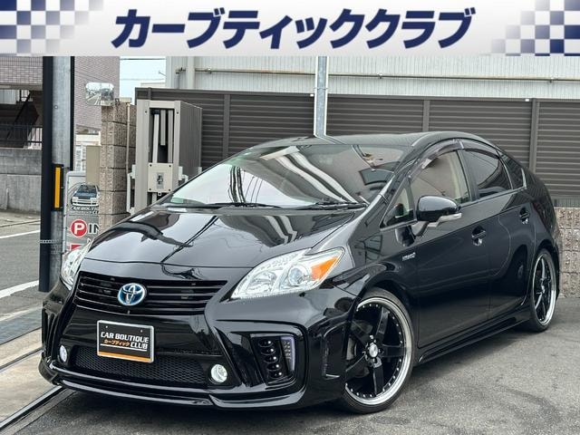 Toyota PRIUS 2013 — фото автомобиля