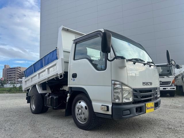 Isuzu ELF TRUCK 2015 — фото автомобиля 1