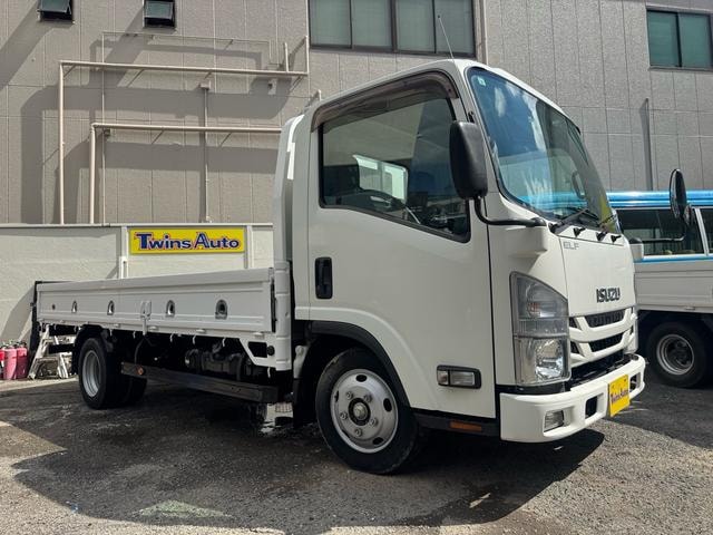 Isuzu ELF TRUCK 2018 — фото автомобиля 1