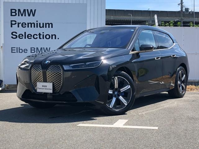 Bmw iX 2022 — фото автомобиля 1