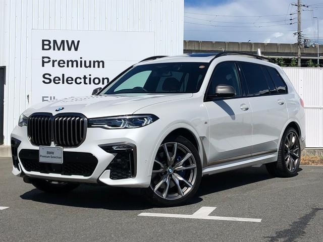 Bmw X7 2021 — фото автомобиля