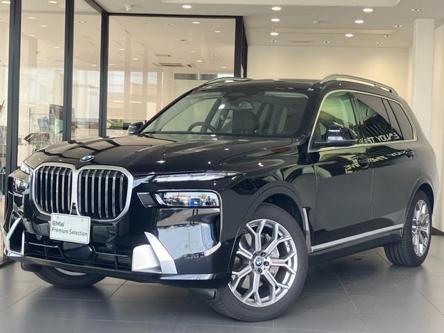 Bmw X7 2025 — фото автомобиля 1