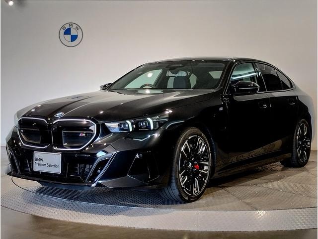 Bmw i5 2026 — фото автомобиля 1