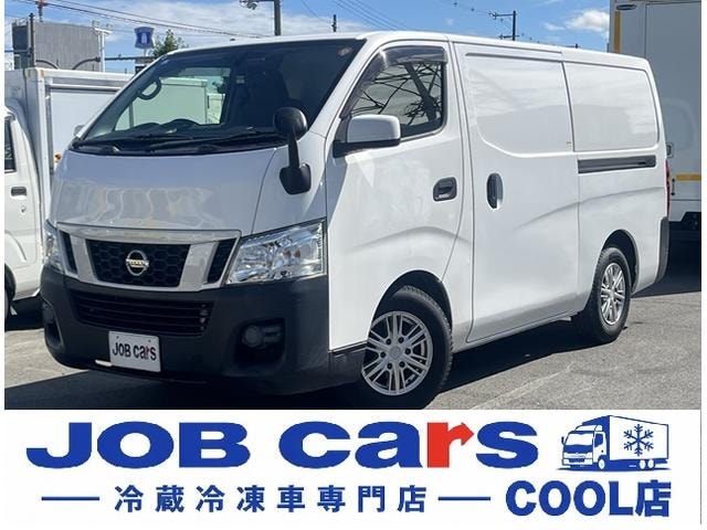 Nissan NV350CARAVAN VAN 2017 — фото автомобиля