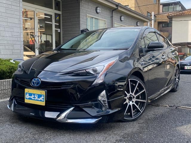 Toyota PRIUS 2016 — фото автомобиля 1