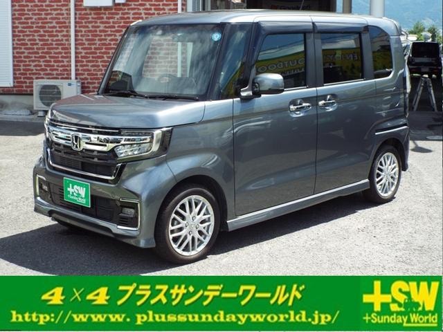 Honda N-BOX CUSTOM 2021 — фото автомобиля 1