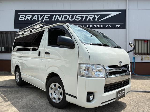 Toyota HIACE VAN 2016 — фото автомобиля