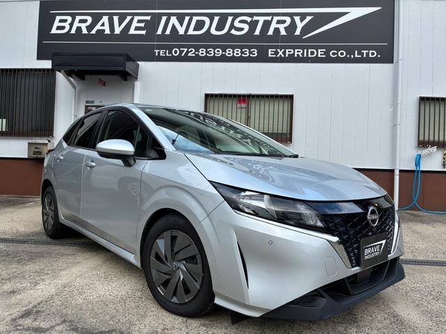 Nissan NOTE 2022 — фото автомобиля 1