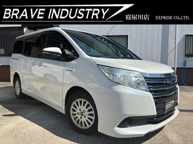 Toyota NOAH 2014 — фото автомобиля 1