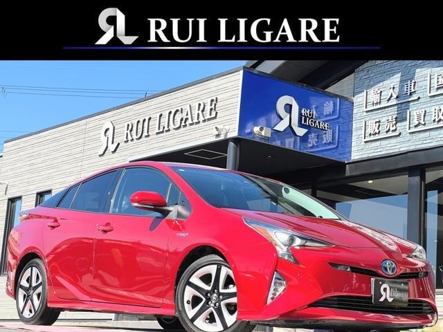 Toyota PRIUS 2017 — фото автомобиля 1