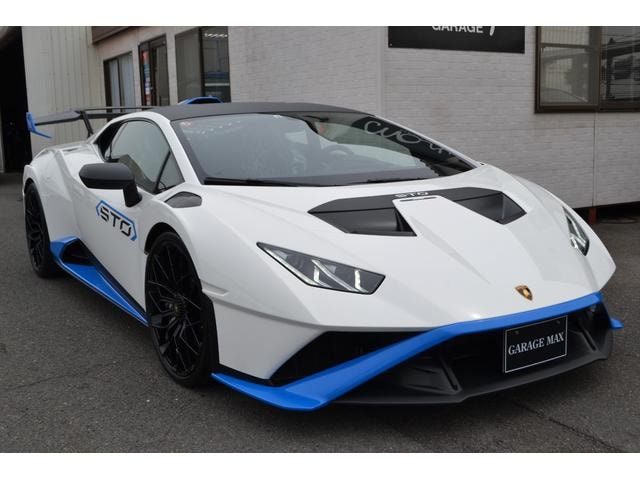 Lamborghini HURACAN 2022 — фото автомобиля