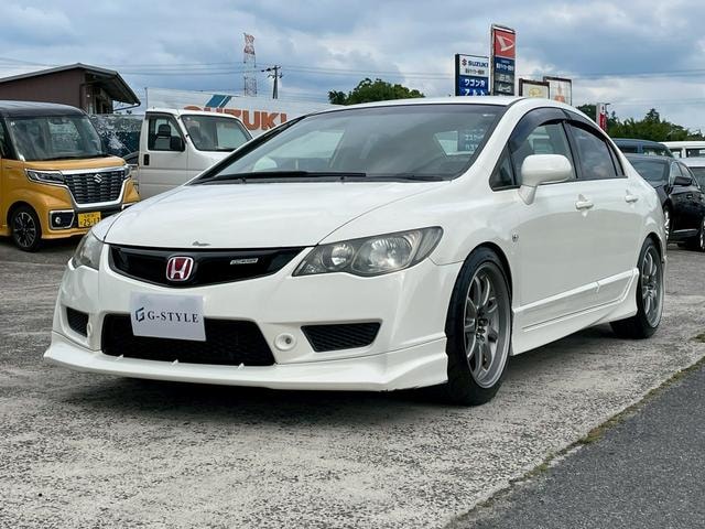 Honda CIVIC 2007 — фото автомобиля 1