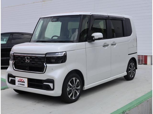 Honda N-BOX CUSTOM 2026 — фото автомобиля 1