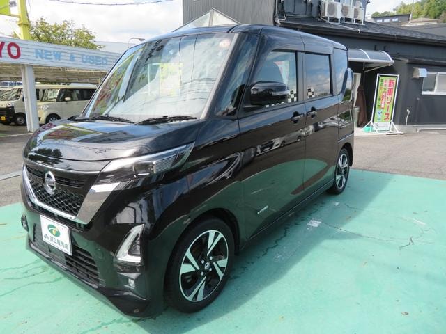 Nissan ROOX 2022 — фото автомобиля 1
