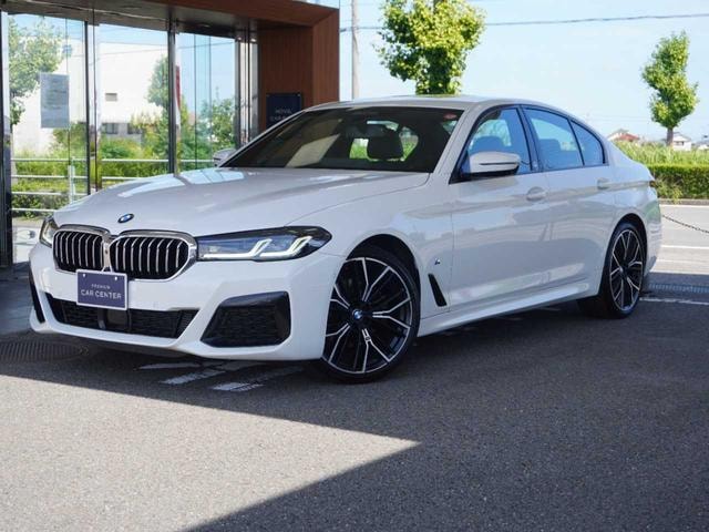 Bmw 5 SERIES 2022 — фото автомобиля 1