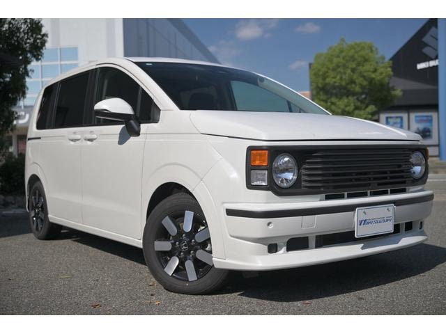 Honda FREED 2025 — фото автомобиля 1