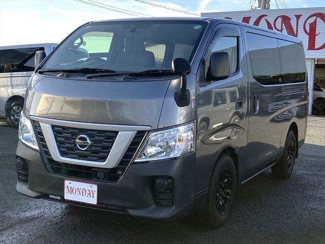 Nissan NV350CARAVAN VAN 2018 — фото автомобиля