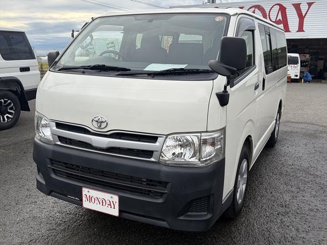 Toyota HIACE VAN 2013 — фото автомобиля 1