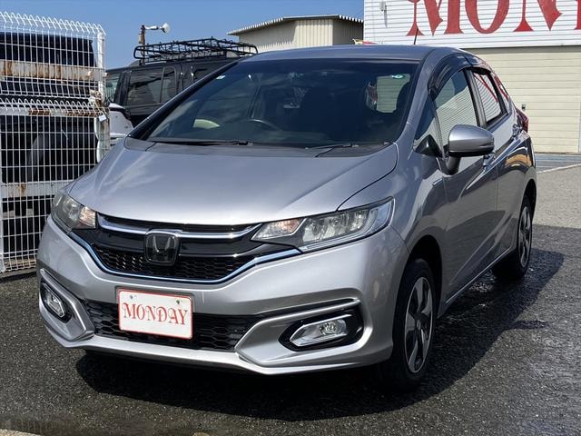 Honda FIT HYBRID 2017 — фото автомобиля