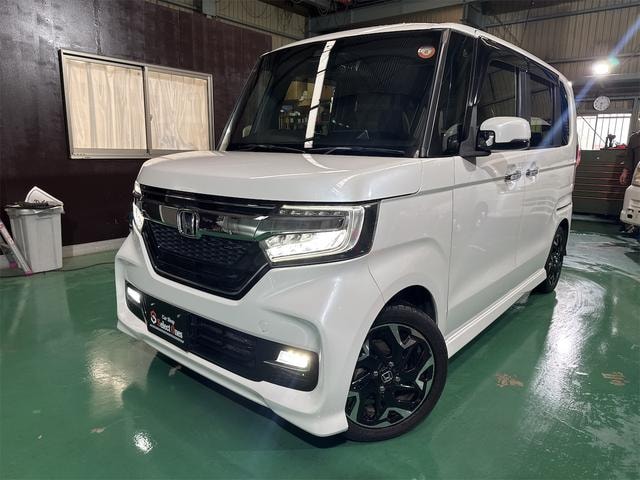 Honda N-BOX CUSTOM 2018 — фото автомобиля