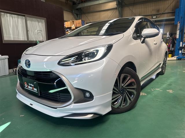 Toyota AQUA 2022 — фото автомобиля 1