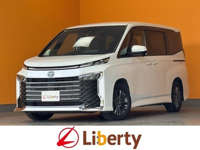 Toyota VOXY 2024 — фото автомобиля 1