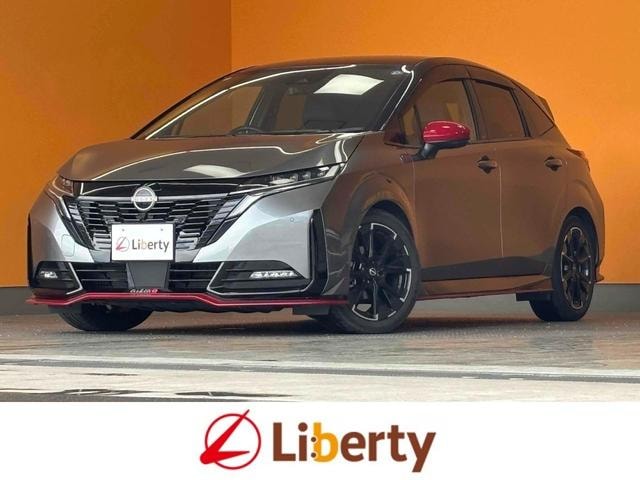 Nissan AURA 2022 — фото автомобиля 1