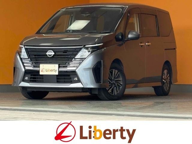 Nissan SERENA 2023 — фото автомобиля 1