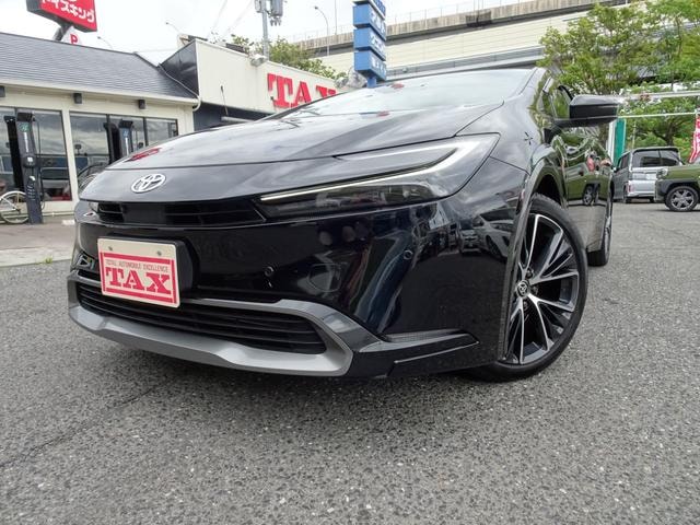 Toyota PRIUS 2024 — фото автомобиля 1