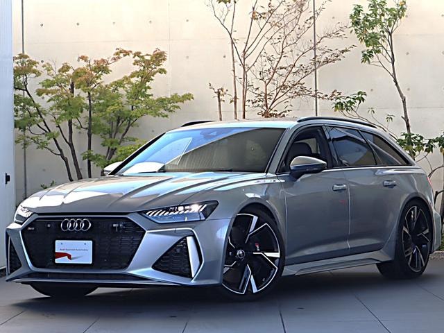 Audi RS6 AVANT 2022 — фото автомобиля