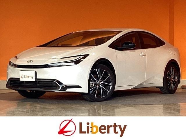 Toyota PRIUS 2025 — фото автомобиля 1