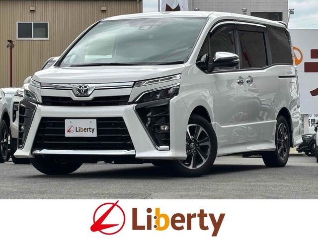Toyota VOXY 2021 — фото автомобиля 1