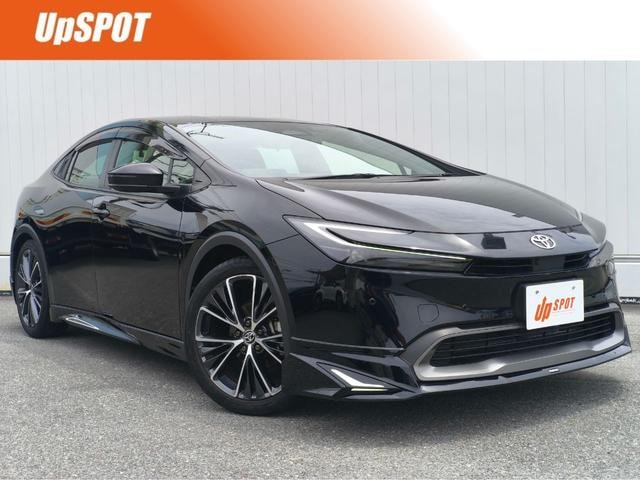 Toyota PRIUS 2023 — фото автомобиля 1