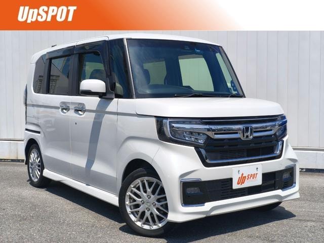 Honda N-BOX CUSTOM 2023 — фото автомобиля 1