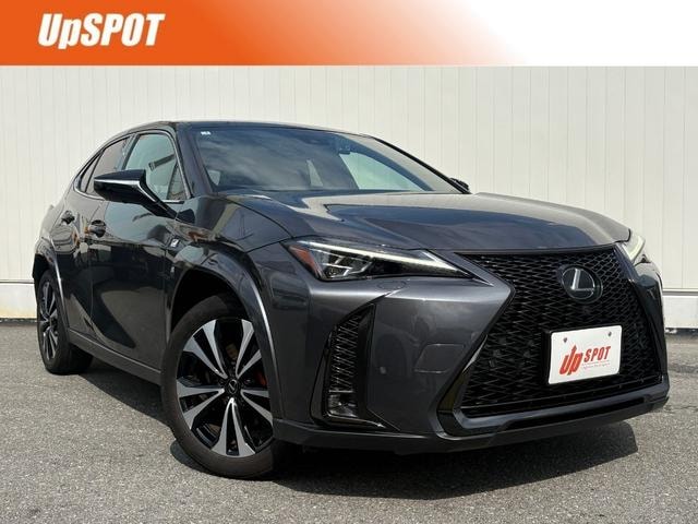 Lexus UX 2023 — фото автомобиля 1