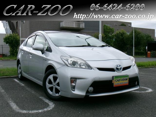 Toyota PRIUS 2013 — фото автомобиля 1