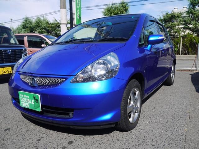 Honda FIT 2005 — фото автомобиля 1
