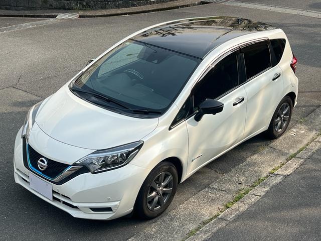 Nissan NOTE 2018 — фото автомобиля 1