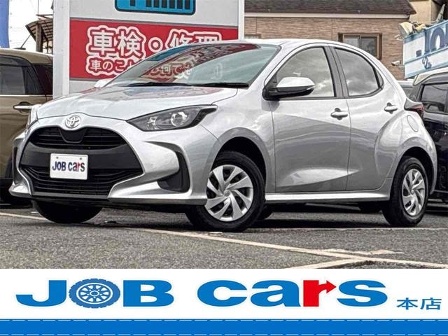 Toyota YARIS 2023 — фото автомобиля