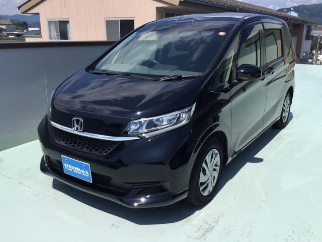 Honda FREED 2022 — фото автомобиля 1