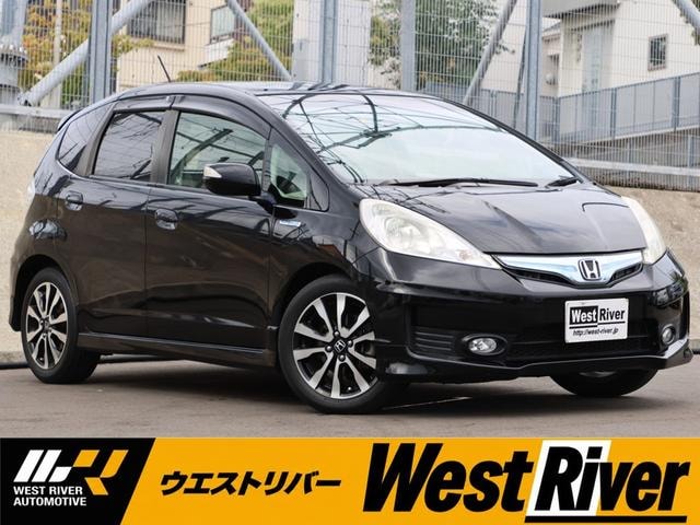 Honda FIT HYBRID 2013 — фото автомобиля