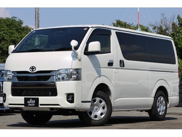 Toyota HIACE VAN 2025 — фото автомобиля