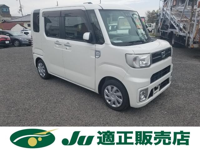 Daihatsu WAKE 2019 — фото автомобиля 1