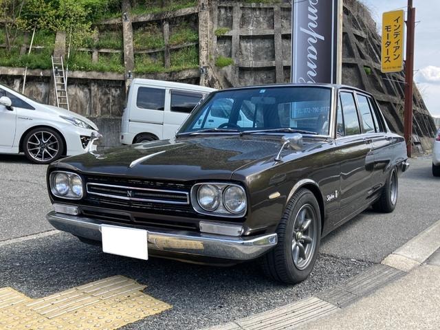 Nissan SKYLINE 1971 — фото автомобиля