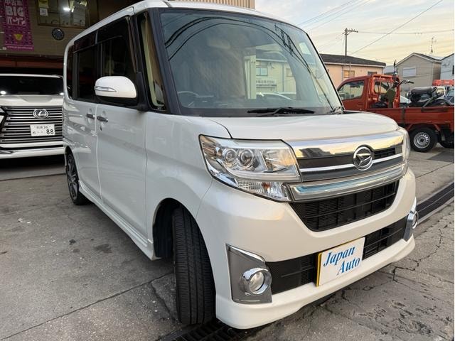Daihatsu TANTO 2014 — фото автомобиля