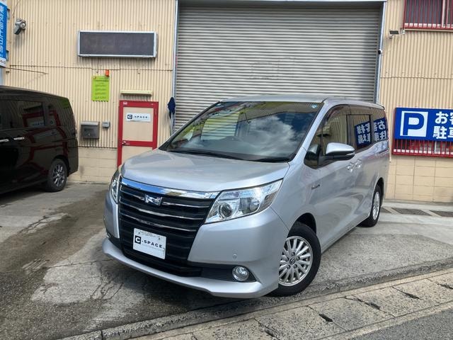 Toyota NOAH 2014 — фото автомобиля
