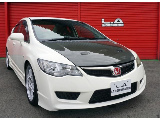 Honda CIVIC 2008 — фото автомобиля 1
