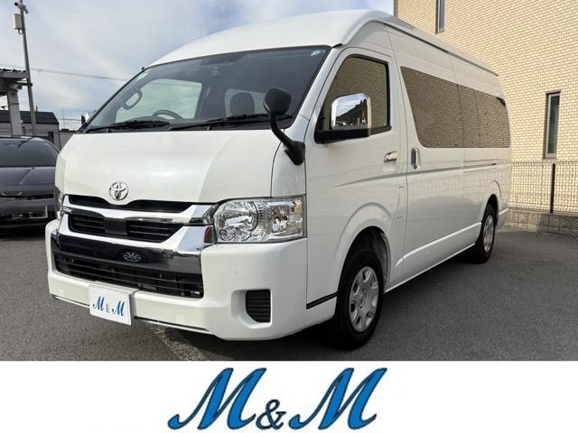 Toyota HIACE WAGON 2024 — фото автомобиля 1